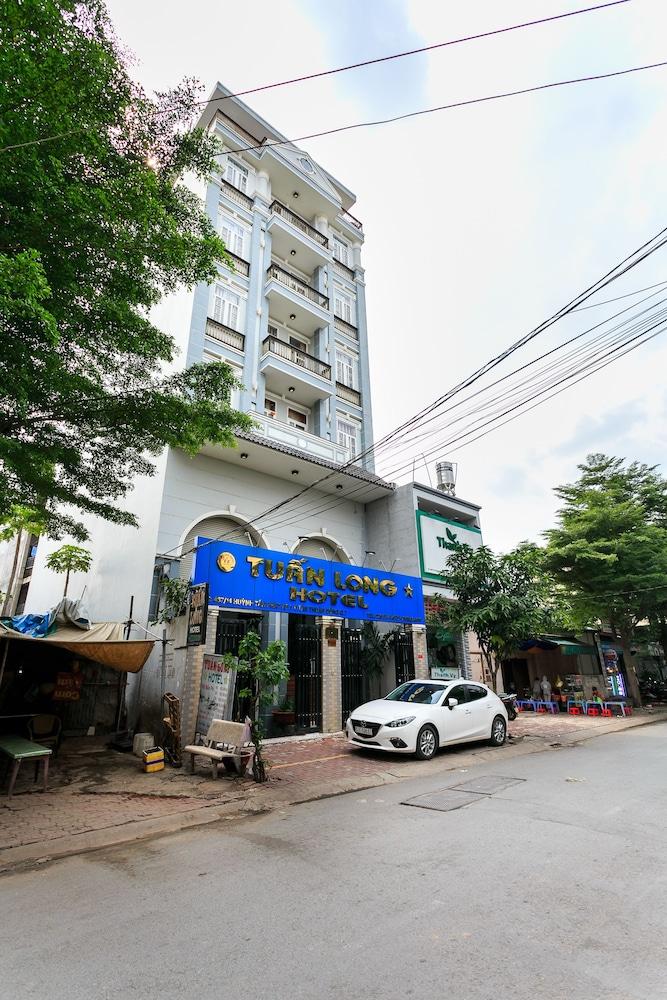 Oyo 130 Tuan Long Hotel Хошимин Екстериор снимка